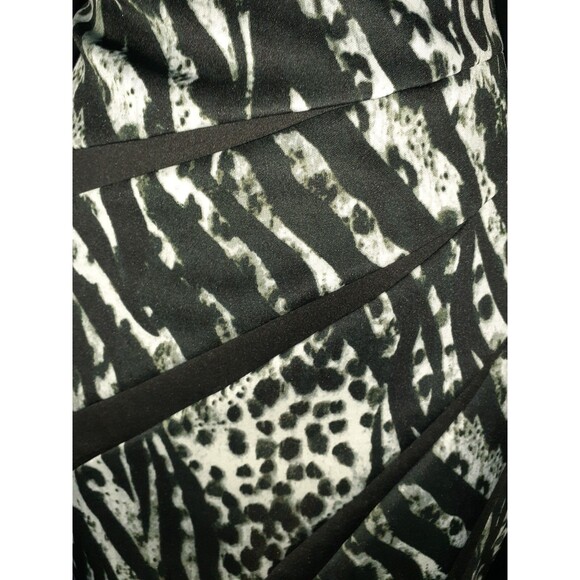 GUESS Size 12 Sheath Dress Black Grey Animal Print Sleeveless Stretch - Picture 3 of 6